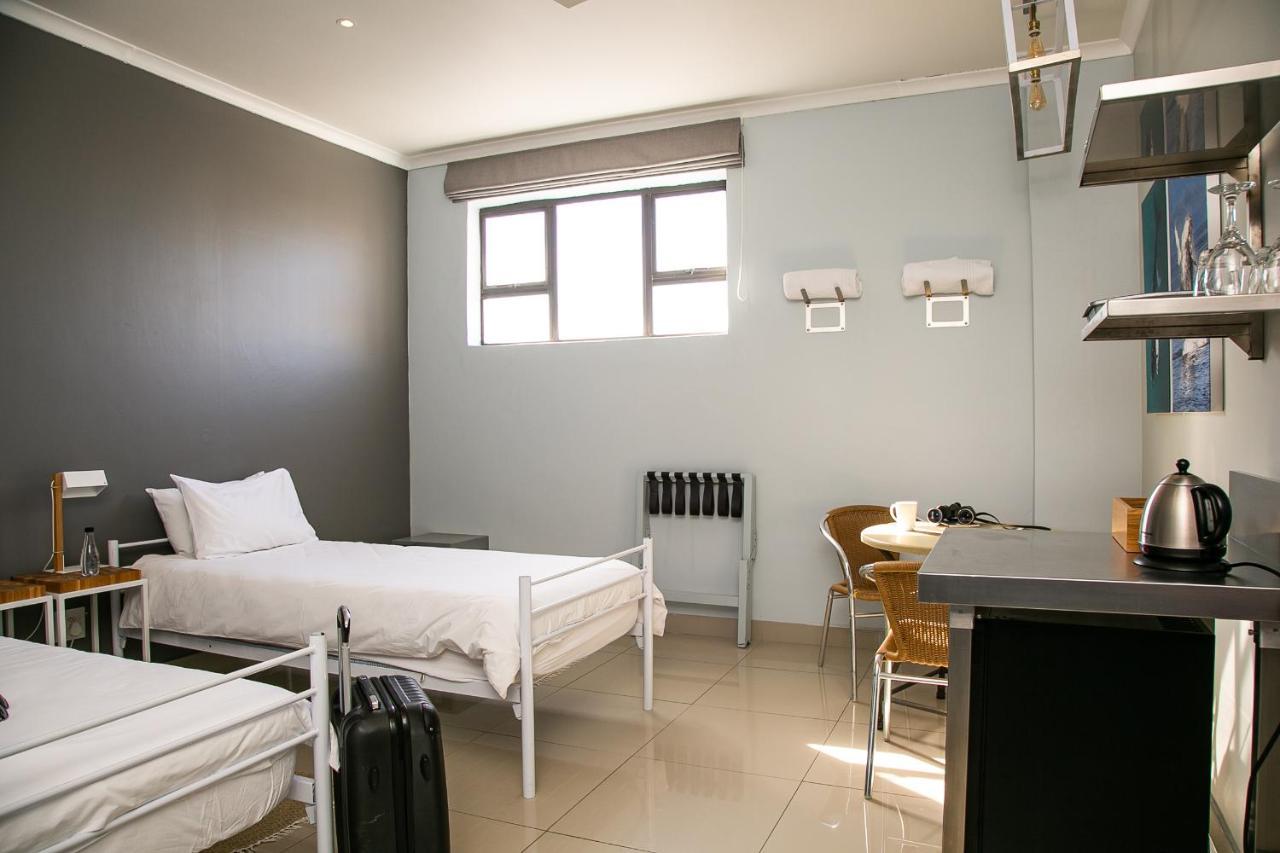 Zzzone Boutique Hostel Hermanus Eksteriør bilde